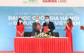 Lễ ký kết hợp tác giữa Gamuda Việt Nam và Đại học Quốc gia Hà Nội. Ảnh: Gamuda Việt Nam.